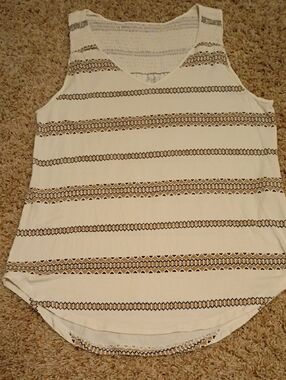Market & Spruce White Tank with Tan and Black Stripe Pattern